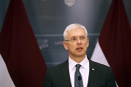 Lettonia: restrizioni a rinnovo permessi soggiorno per russi