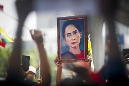 Birmania:Giunta pronta a negoziati con Suu Kyi dopo processo