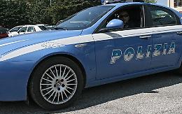 Schiaffi, spintoni e morsi alla moglie: arrestato un 32enne nel Nisseno