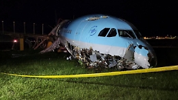 Manila, aereo coreano finisce fuori pista: a bordo 173 passeggeri, ci sono feriti lievi