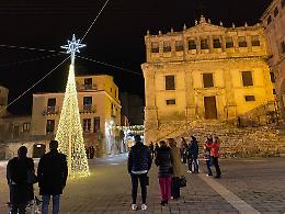 Palma di Montechiaro, acceso l'Albero di Natale