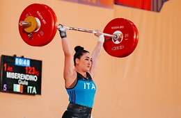Sollevamento pesi: ai Mondiali nono posto e record per Giulia Miserendino