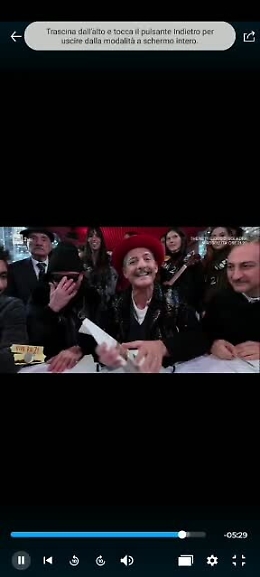 "Viva Rai 2", Fiorello "imita" ricercatori catanesi su scoperta in Iraq: &laquo;Mxxxa...'pari&raquo;