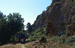 Agrigento, Alice si uccise a 17 anni perché costretta a fare sesso di gruppo e a filmare le scene: 4 indagati