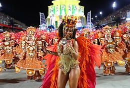 Rio de Janeiro, impazza il Carnevale