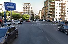 Travolti mentre attraversano sulle strisce, nonno e nipotina feriti a Palermo