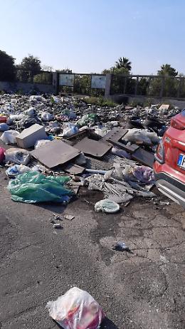 Misterbianco. Discarica ss 192: "Tutto tace...anzi puzza!"