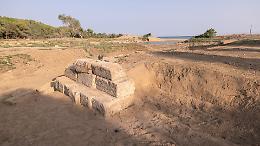 Selinunte regala altre sorprese: affiorano le rovine del porto di epoca greca