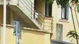 Kata, le ultime immagini della bambina prima della sparizione