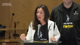 Usa, sciopero attori a Hollywood: il discorso della «Tata» Fran Drescher è virale