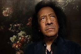 James Senese al Pirandello di Agrigento: «Sarà un viaggio musicale dagli anni Trenta ad oggi»