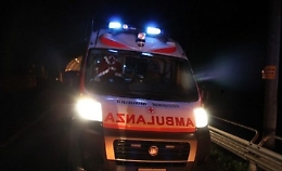 Cerca di issare l'auto con un cric ma resta schiacciato: morto un anziano ad Altofonte