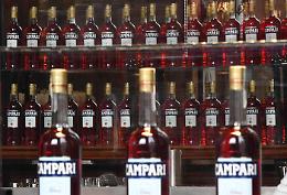 Sequestrati 1,2 miliardi di euro alla holding che detiene la maggioranza azionaria della Campari