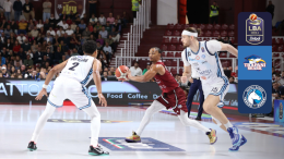 Trapani Shark sbanca Napoli 90 a 97, un’altra serata da... squali