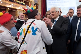 Mattarella celebra Palermo Capitale del volontariato: &laquo;I volontari fanno la storia d'Italia&raquo; 