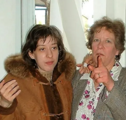 Prima ha strangolato la figlia disabile, poi si è tolta la vita impiccandosi: l'agghiacciante omicidio-suicidio di Corleone