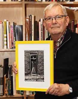 Addio a Martin Parr: il fotografo che ha raccontato la quotidianit&agrave; con ironia e colori