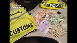 Oltre mezzo milione di euro non dichiarati: l'attivit&agrave; della Finanza all'aeroporto di Palermo