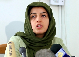 &ldquo;La sedia vuota di Oslo, di nuovo in catene&rdquo;: perch&eacute; l&rsquo;arresto di Narges Mohammadi scuote l&rsquo;Iran