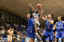 Sfida tra giganti al Palapadua di Ragusa, la Virtus ospita Matera