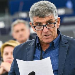 La scelta definitiva di Pietro Bartolo: &laquo;Lascio Pd, il partito ha perso il contatto con i territori, ora cerco un'alternativa&raquo;