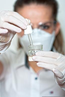 Allarme Ebola anche a Palermo, ore di ansia per un caso sospetto al Civico ma &egrave; un falso allarme