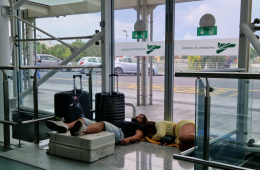 Etna, emergenza senza fine: prolungata fino alle 2 del 14 agosto la chiusura dell'aeroporto di Catania