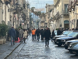 Giarre, l'isola pedonale in corso Italia promossa (quasi) a pieni voti