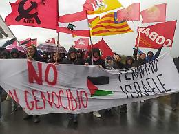 Davanti alla base di Sigonella per gridare: &laquo;Fermiamo la guerra&raquo;. Mobilitazione di attivisti e cittadini