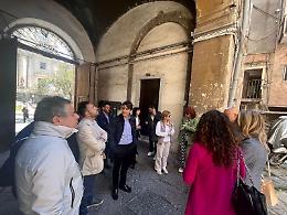 &laquo;Senza decoro&raquo;: i problemi del palazzo che ospita la casa-museo di Vincenzo Bellini