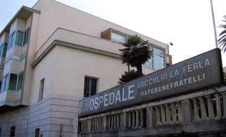 Ventenne accoltellato in una rissa a Palermo, i familiari creano disordini al pronto soccorso