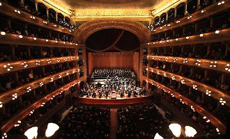 Una settimana di musica: il Teatro Massimo tra Carmina Burana, Alessandro Taverna e Danisinni Side Story