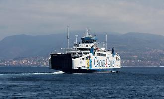 Trasporti alle isole minori, il caro carburante incide sul costo dei biglietti: ma ci sono anche dieci anni di ritardi