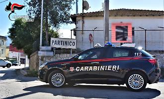Fugge a un posto di blocco e investe una passante, trentanovenne arrestato a Partinico