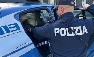 Si barrica in casa con la moglie e minaccia di far saltare tutto in aria, un arresto a Palermo