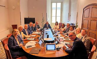 L' Ars d&agrave; il via libera alla riforma della dirigenza: 156 concorsi e addio alla terza fascia