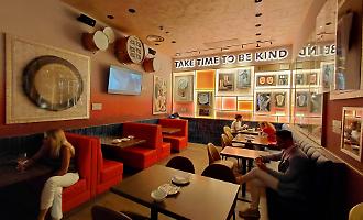 Ecco l'Hard Rock Caf&egrave; a Palermo: apre i battenti il nuovo locale in via Maqueda