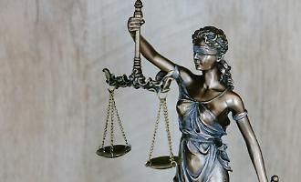 Magistrati ordinari e onorari: la Corte Costituzionale decider&agrave; dopo un ricorso di due giudici siciliani