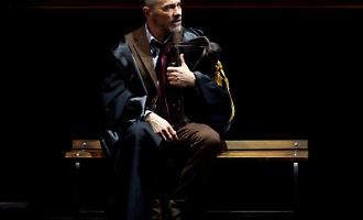 L'avvocato d&rsquo;insuccesso Malinconico sbarca in Sicilia. Gallo: &laquo;In un&rsquo;epoca in cui tutti devono apparire perfetti, a lui non importa&raquo;