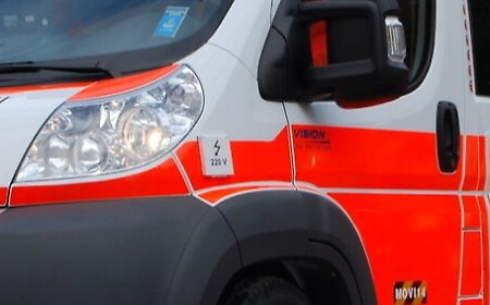 Scontro stradale notturno in via Messina Marine verso Ficarazzi: sei feriti, uno in prognosi riservata