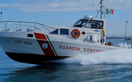 Palermo, alla guida della barca dopo avere bevuto alcol: patenti nautiche ritirate nel porto di San Nicola l'Arena