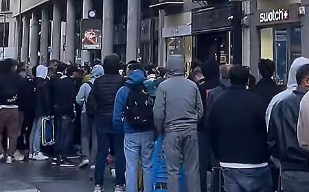 Corsa al "Royal Pop": a Palermo file notturne per avere l'esclusivo orologio da taschino, il sold out il meno di tre ore