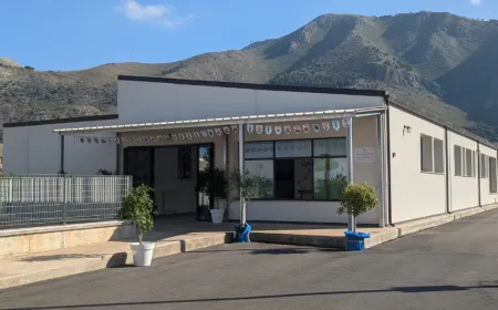 Raid vandalico alla scuola Placido Rizzotto di Palermo: rubati gli impianti elettrico e idrico, plesso allagato