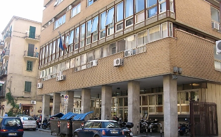 Sanit&agrave;, la rivolta di sindaci e medici: &laquo;Situazione grave, serve personale&raquo;