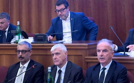 Salvini rivoluziona i trasporti: porti sotto una societ&agrave; e in Sicilia gli aeroporti saranno tutti accorpati