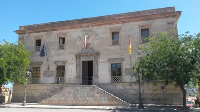 Elezioni amministrative, veleni e sospetti a Termini Imerese: i fac simile davanti al seggio e la denuncia in procura
