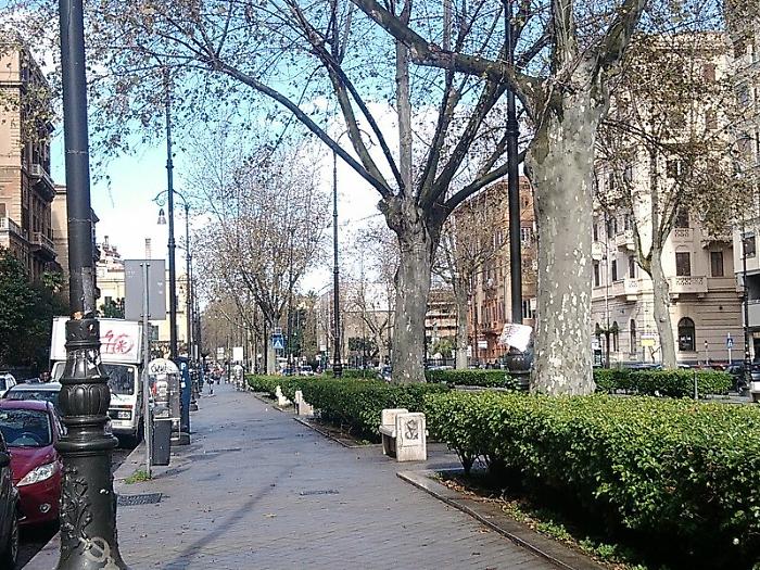 Tornano le domeniche a piedi in via Libert&agrave;: si parte a Pasqua. Bus a 70 centesimi, Ztl sospesa e stop alle auto fino alle 20