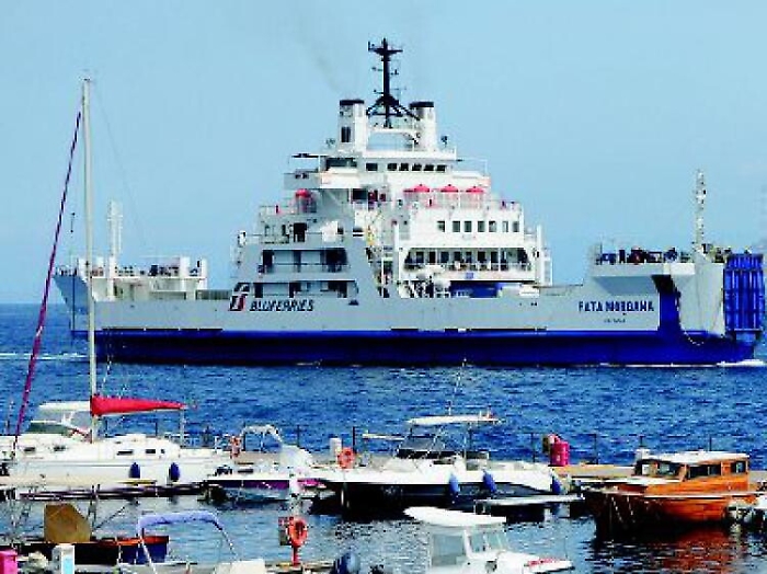 Stretto Messina, ma quanto costa traghettare!Traghetti e biglietti Fs sempre pi&ugrave; cari