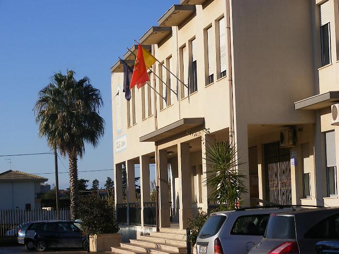 Vittoria, mattinata movimentata al Fermi. Arriva anche la polizia