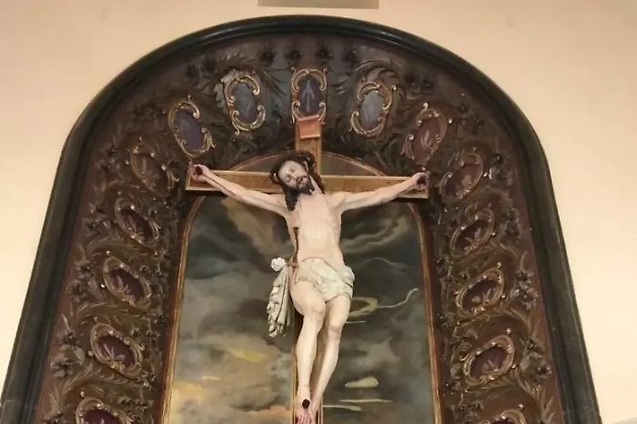 Da Catania a Roma: il crocifisso ligneo della cattedrale di Sant'Agata protagonista delle Restituzioni 2025